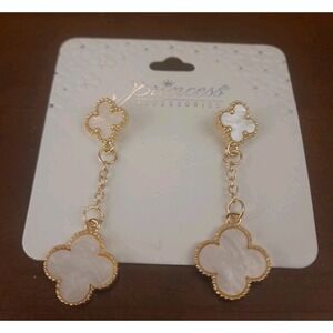 Princess Accessories Elegant Gold Tone White‎ Clover Dangle Pierced Earrings 2"